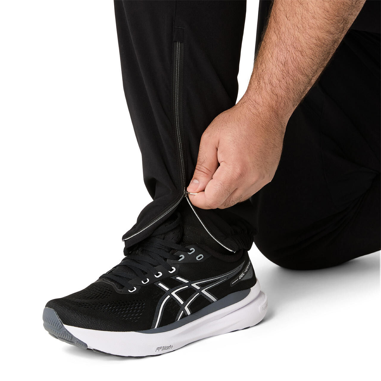 Asics Core Woven Pant Erkek Siyah Eşofman Altı 2011D224-001