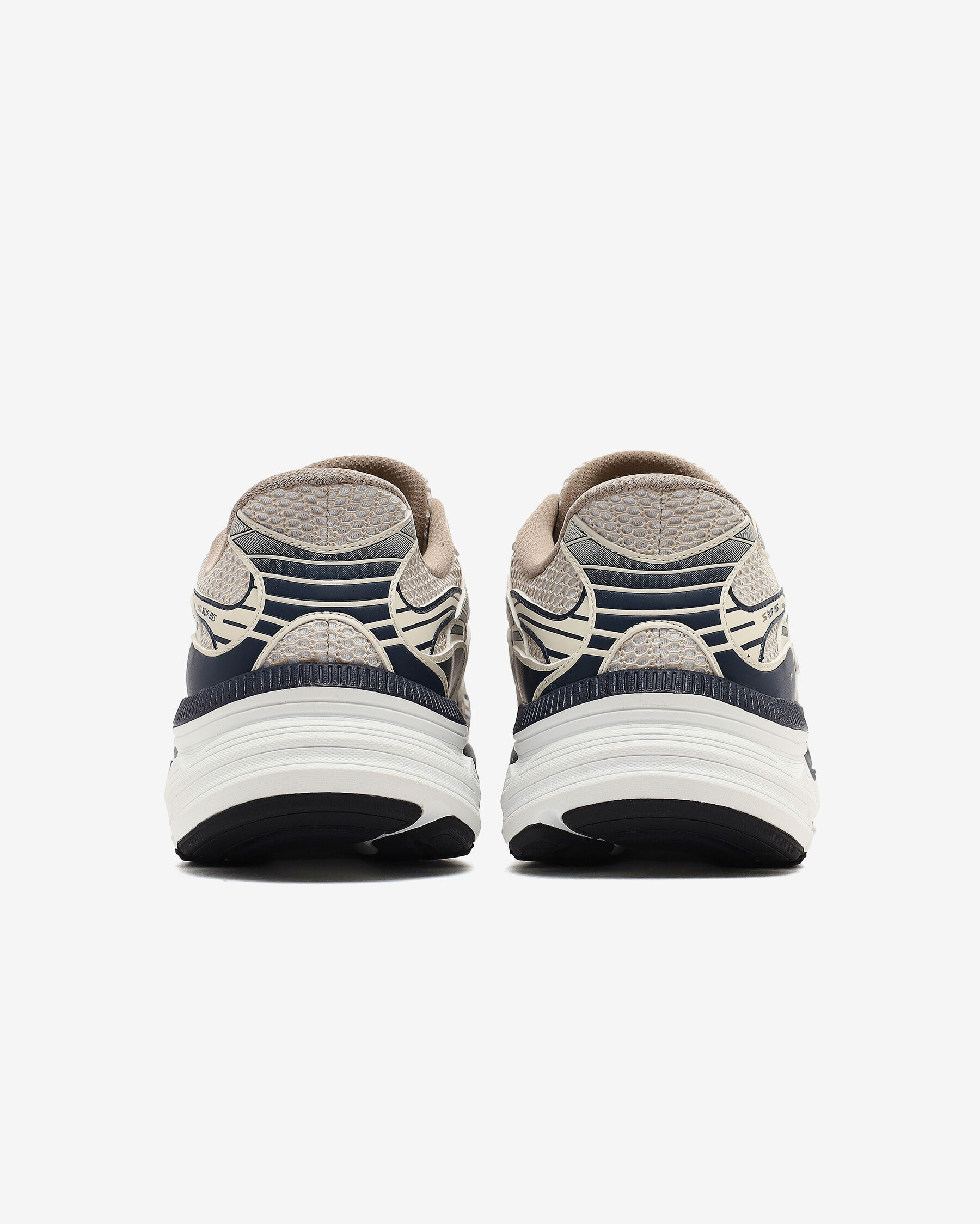Go Run Arch Fit 2.0 Juniper Erkek Bej Koşu Ayakkabısı 221103 TPNV