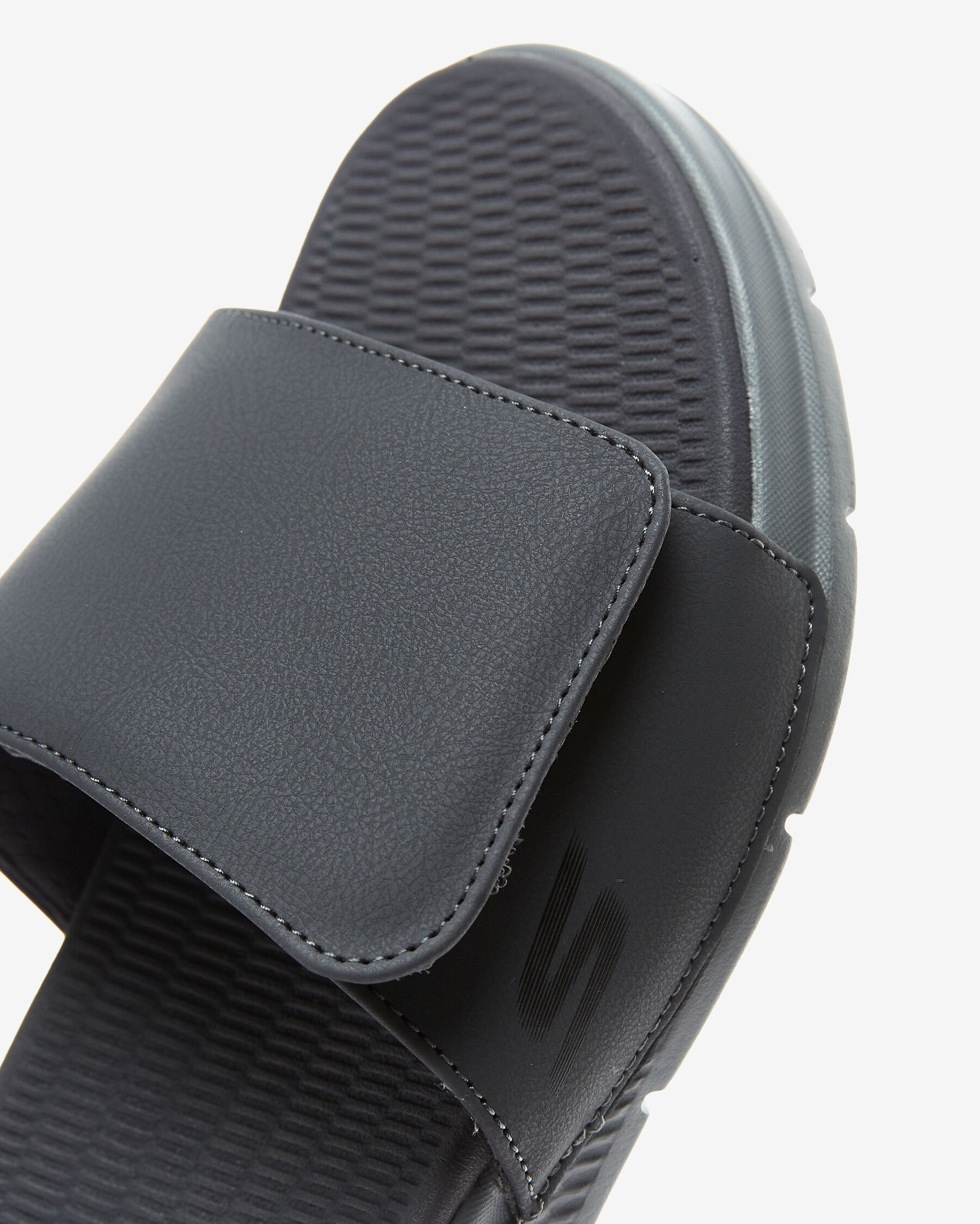 Resim Go Consistent Sandal - Watershed