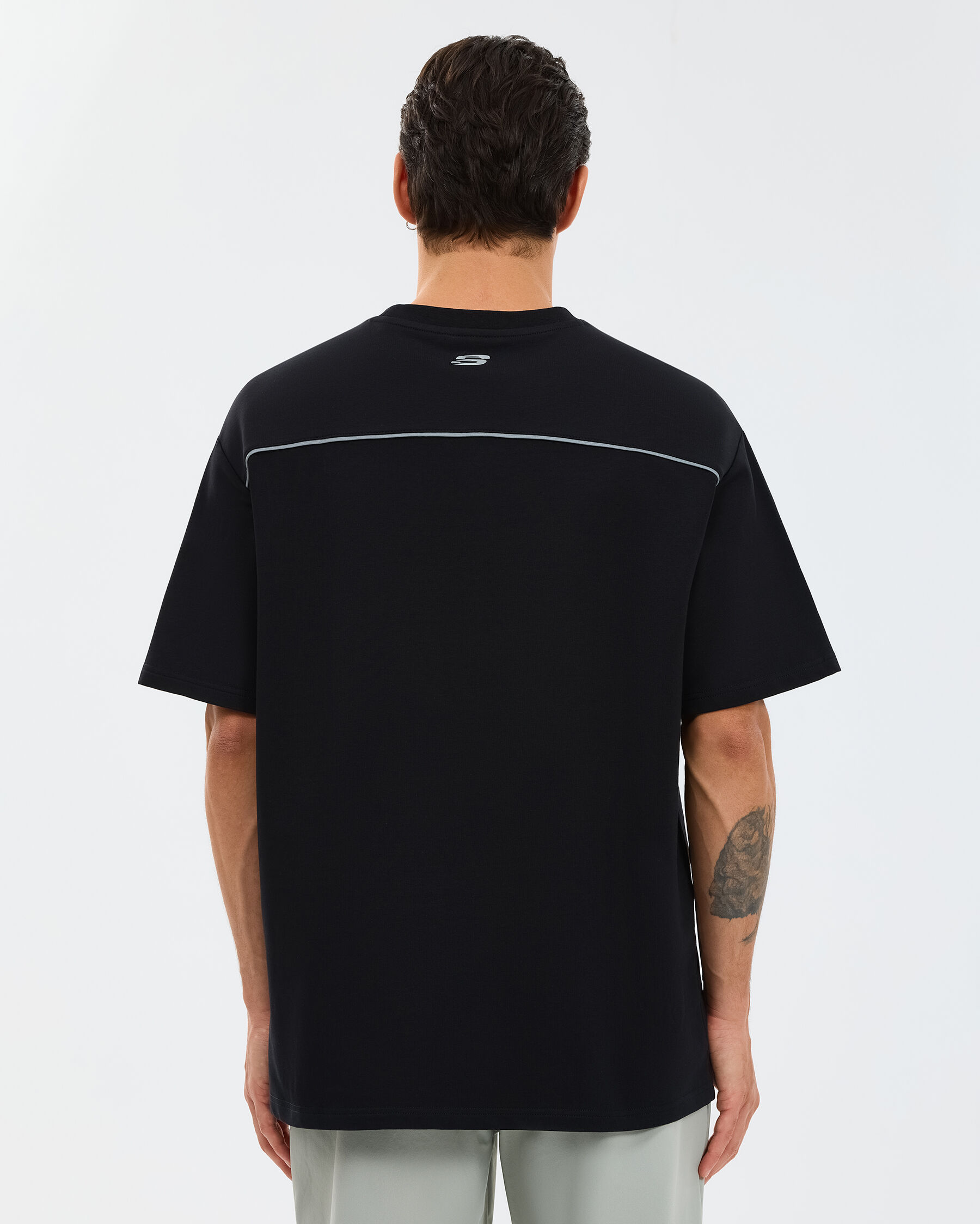 Resim M Graphic Tee Reflect Logo Oversize T-shirt