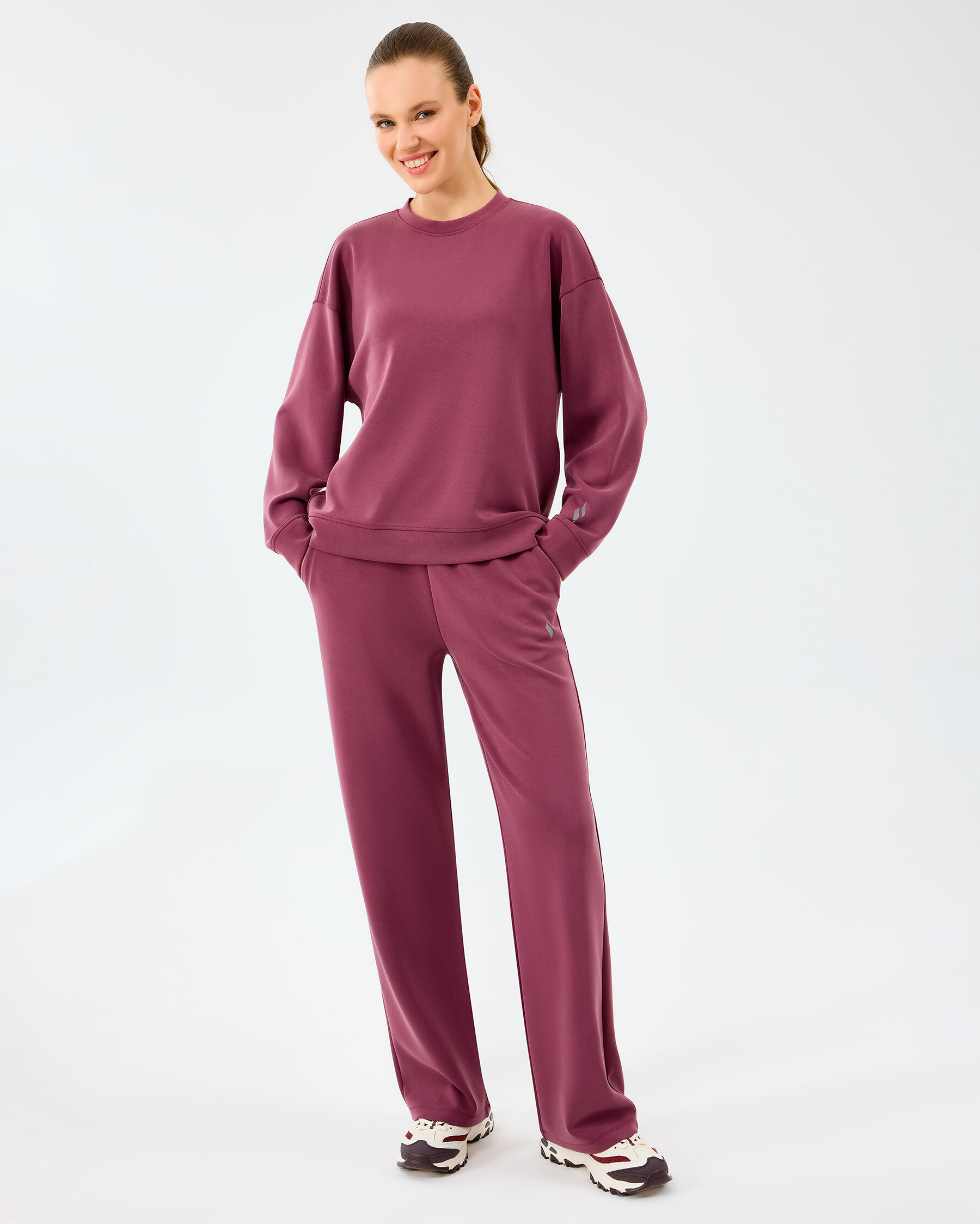 Resim W Lounge Loose Crew Neck Sweatshirt