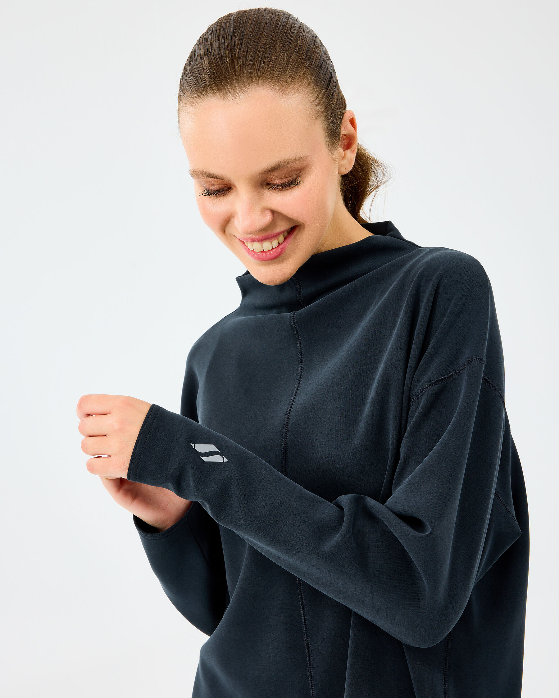 Resim W Softlux Turtleneck Asymmetric Sweatshirt