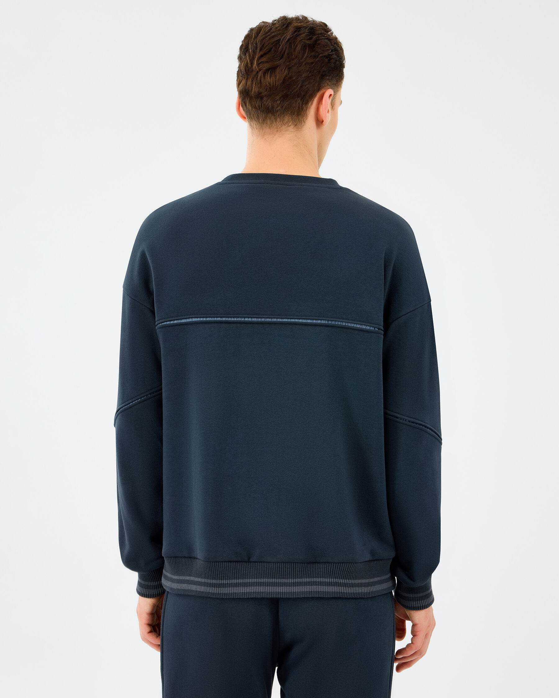 Resim M Crewneck Sweatshirt