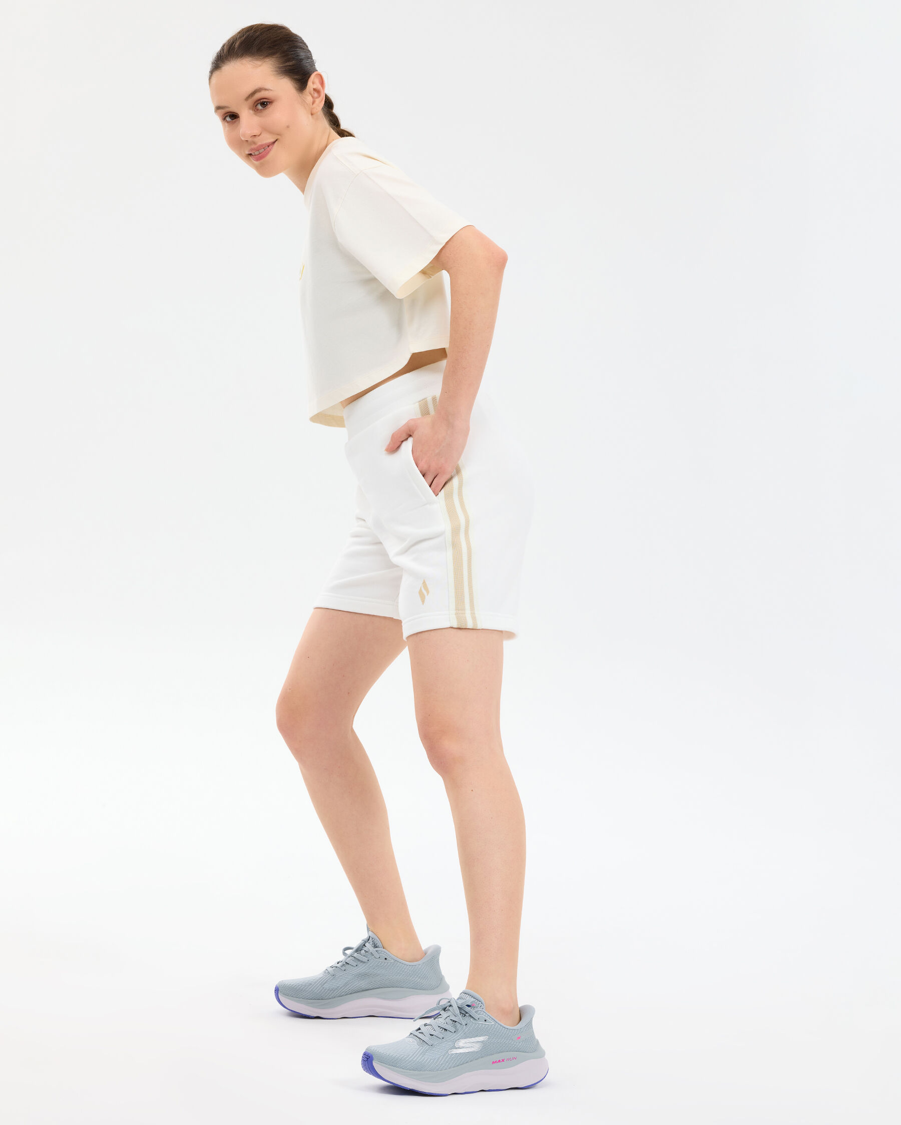 Resim W Crop Graphic T-shirt