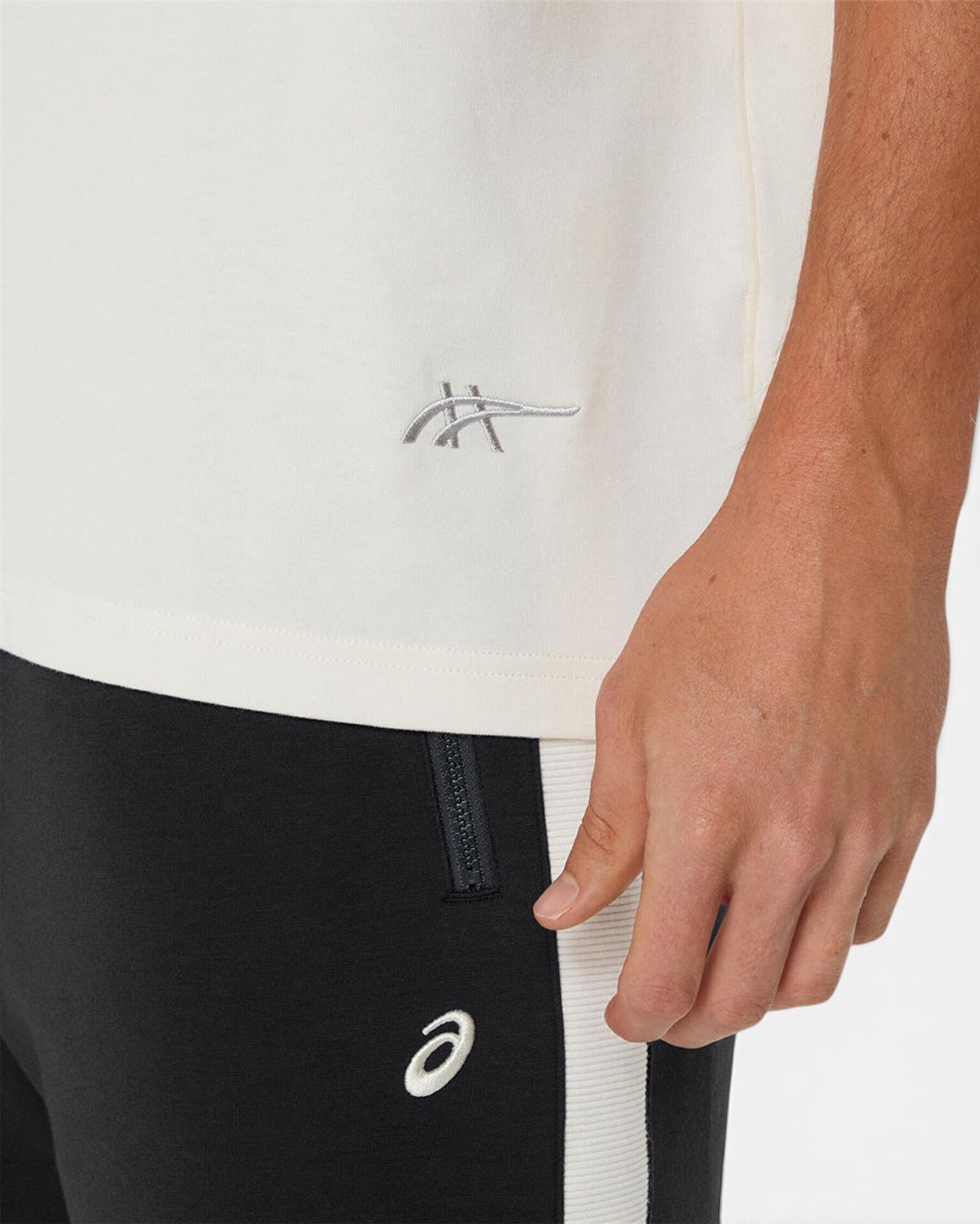 Resim Asics Track Club Heritage Relaxed Tee