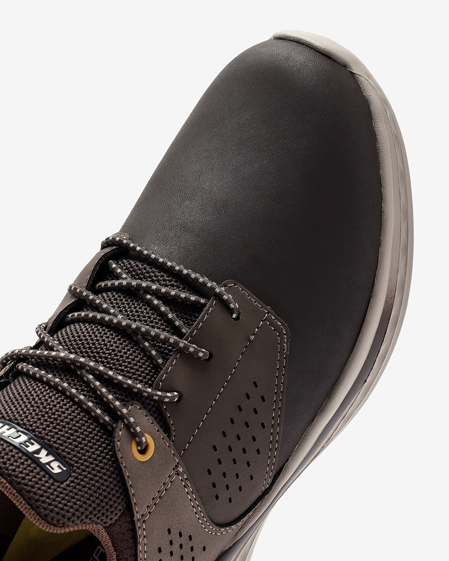 Resim Slade - Macklin