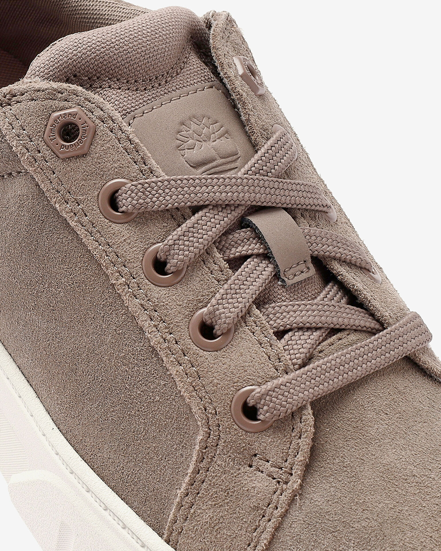 Resim Laurel Court Low Lace Up Sneaker