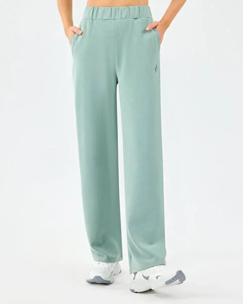 W Lounge Loose Wide Leg Sweatpant