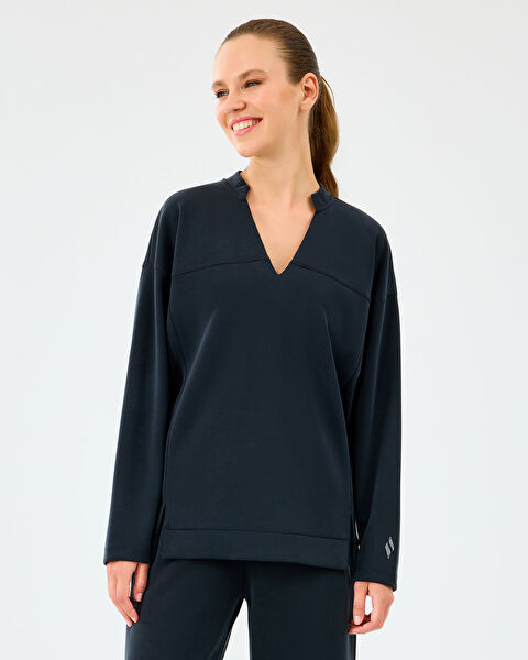 W Soft Touch V Neck Asymmetric Sweatshirt Kadın Siyah S2520064-3817